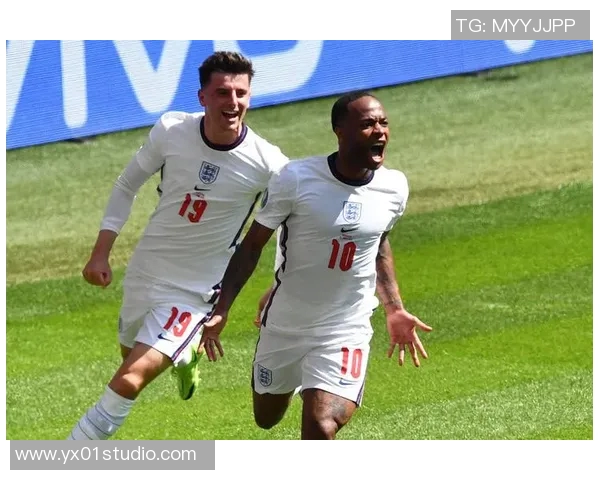 英格兰淘汰赛开门红，斯特林制胜